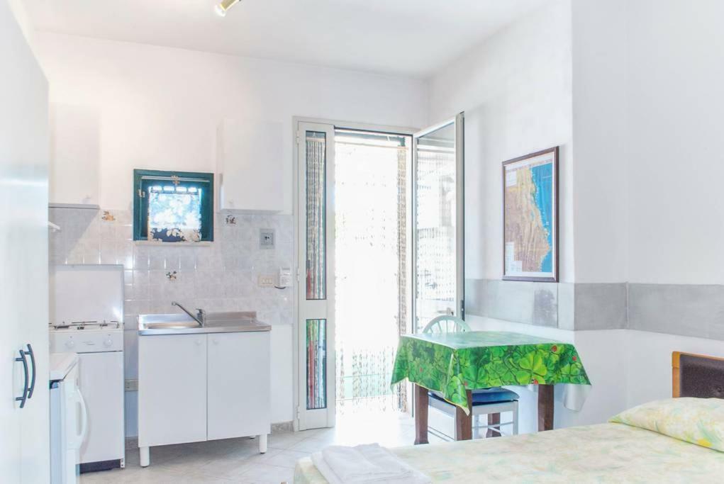 Residence Atenaion Otranto Exterior photo